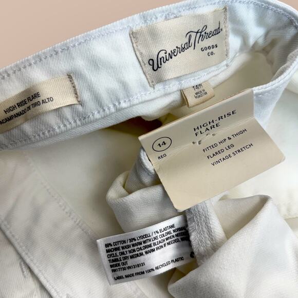 Universal Thread High Rise Flare White Denim Jeans Women Size 14 Vintage Stretch - Picture 12 of 12